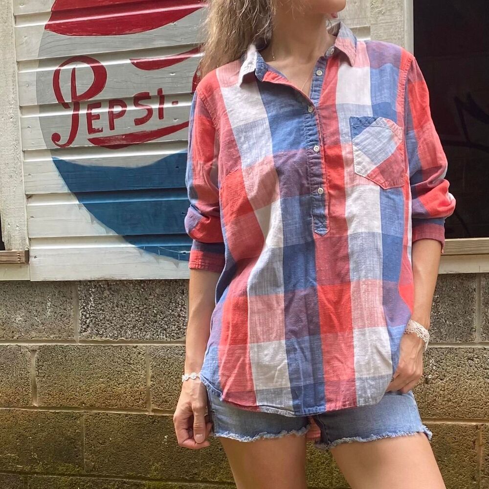 Merona Women's Blue and Red Shirt